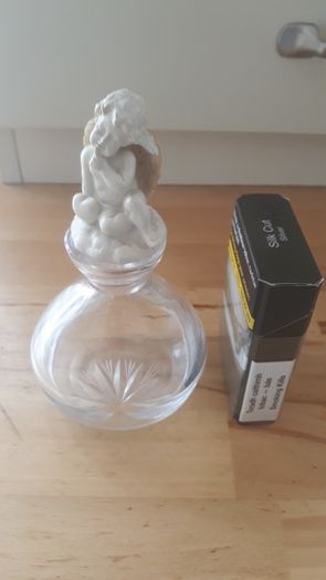 Beautiful small bottle.