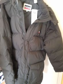 Levi's Filmore Parka Mens Jacket with a hood.. NEW.  Jet Black colour. Size 2XL