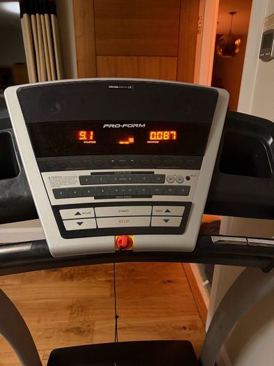 Proform 780ZLT Folding Treadmill