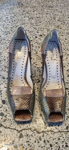 Yves Saint Laurent shoes