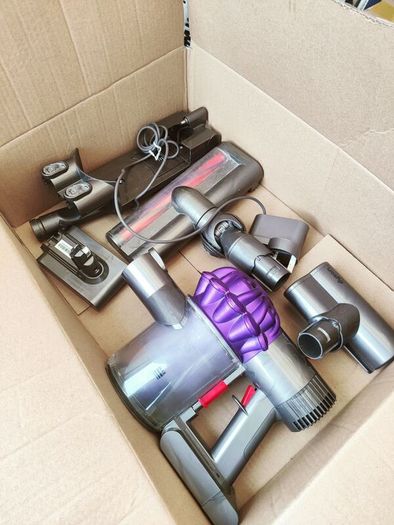 Dyson SV03