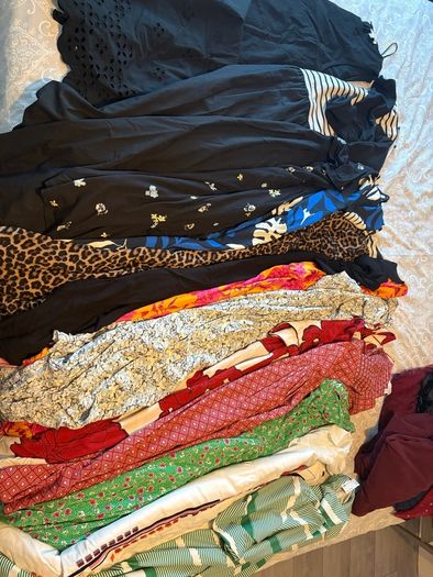 womens clothing bundle (most size 22)