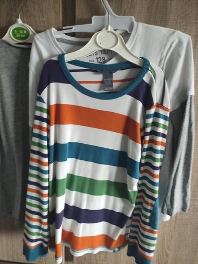 tops boy , reserved h and m barely worn 6/7 years old 9 each