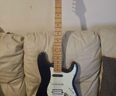 Squier Strat 1997