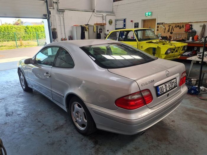 Mercedes-Benz CLK 2000