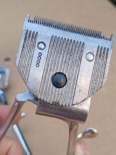 3 x Vintage Hand Hair Clippers