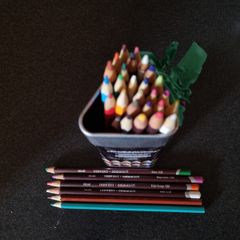 Art material colour pencils