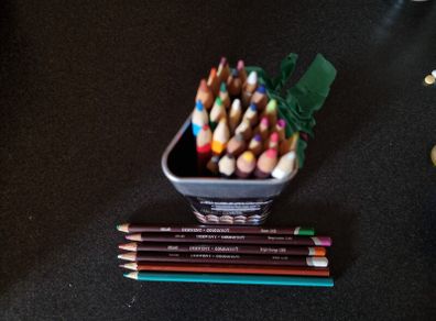 Art material colour pencils