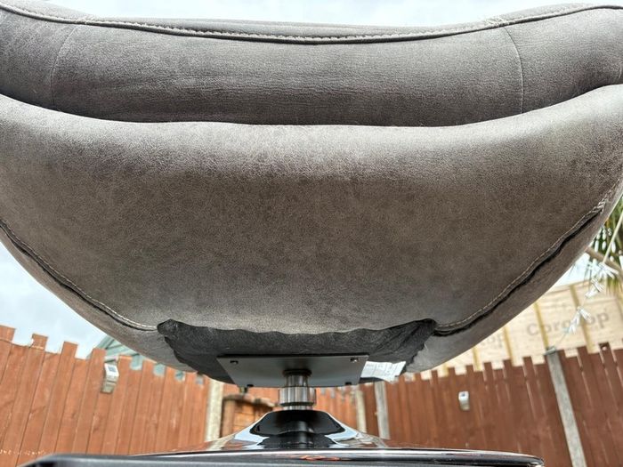 swivel  chair