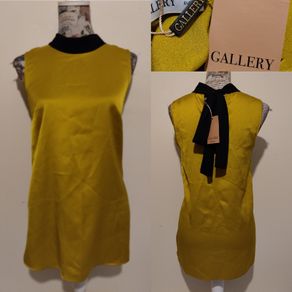 Gallery Top, New With Tags