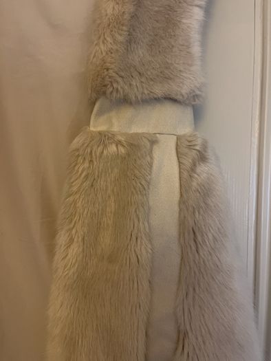 Cream faux fur