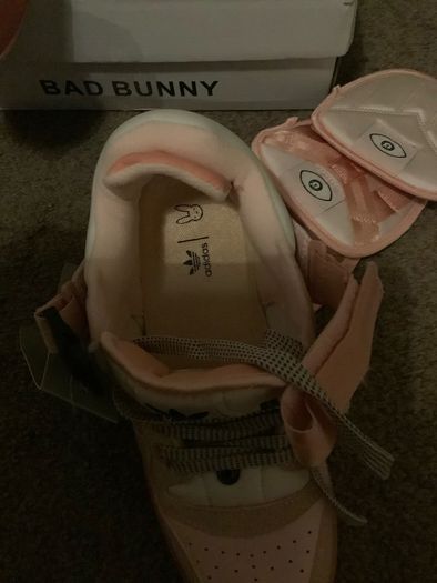 Adidas x bad bunny / pink / 7 / new