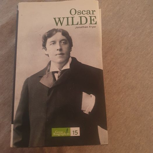 Biography Books/ALL Four (4) Biography Hardback Books ... Mary Robinson, Mary McAleese, Eamon Dev Velera and Oscar Wilde. .. Price Drop