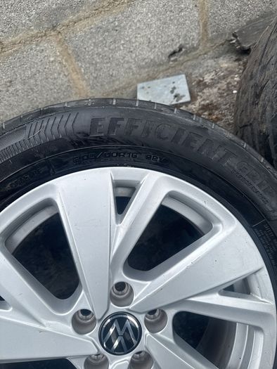 Volkswagen Tyres 205/60R16