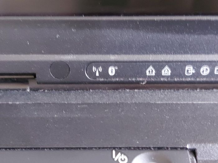 Lenovo T60p IBM Thinkpad, in excellent cosmetic condition, Battery is Good but states Error with Date & Time, and displays Lock Sign