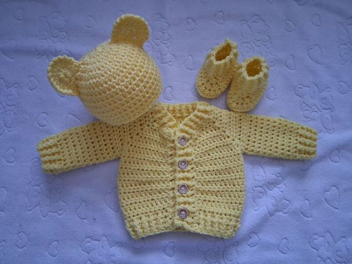 Handmade baby cardy set newborn size