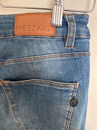 Pieszak Jeans 28"