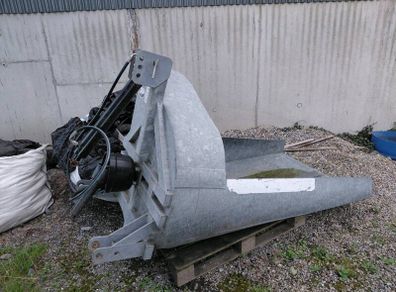 Self Load Muck Spreader