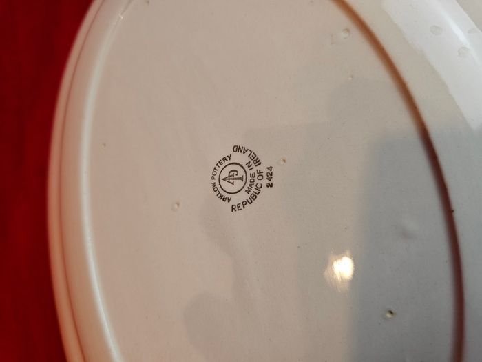 Medium Arklow platter , Larne / Pattern 2384