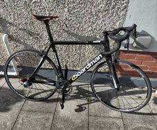 Team Boardman carbon road bike