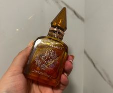 Charlotte Tilbury Star Confidence