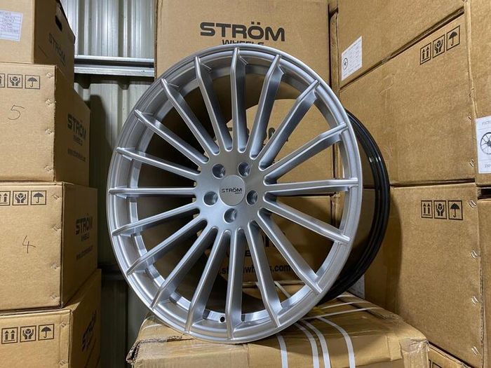 22" Inch Str4 Alloy Wheels 5x120 74.1 Bmw Jeep E70 E71 F15 F16 E53 F85 F86 X5 X6 X5m X6m