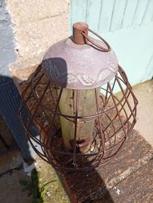 bird feeder cage
