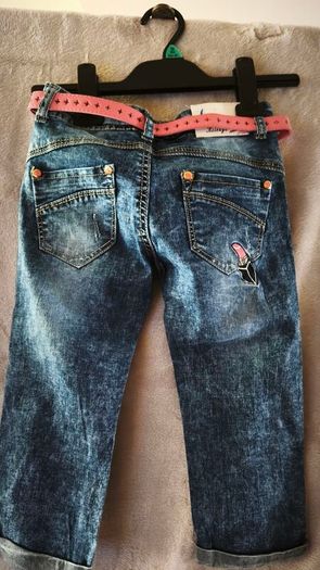 3/4 girls jeans brand new. For resellers 17 pairs