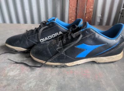 Diadora Astro turf boots
