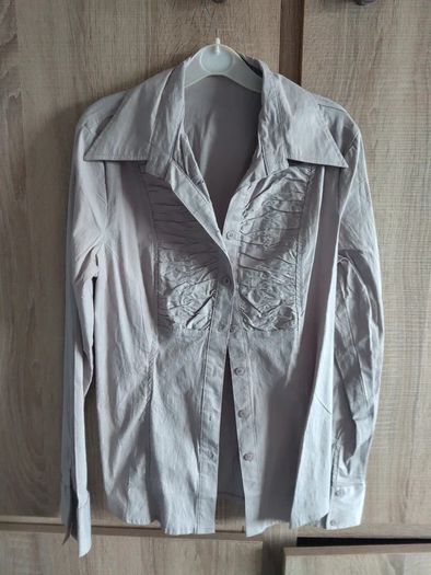 New grey shirt fits sm premium quality