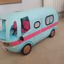 LOL campervan plus dolls Image 4