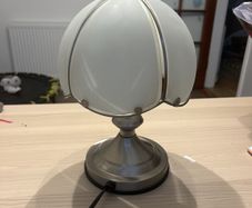 Tiffany Lloytron touch lamp