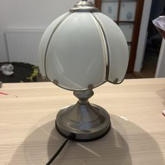 Tiffany Lloytron touch lamp