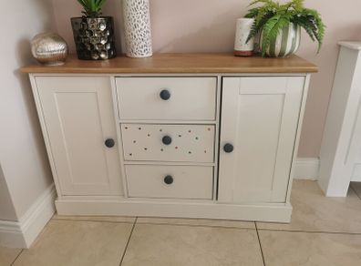 Sideboard
