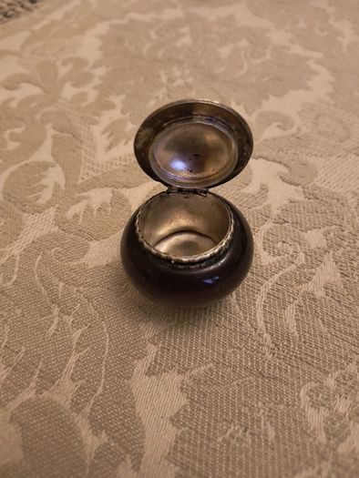 Trinket boxes