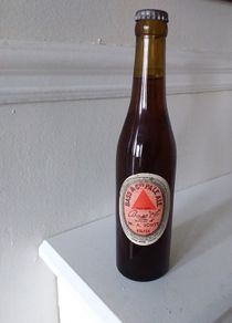 Bass and Co. Pale Ale - " S E " Saorstat Eireann , Half Pint Bottle - Full