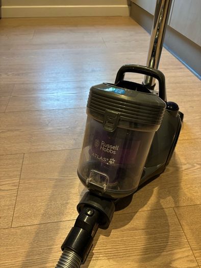 Vacuum cleaner Russell Hobbs