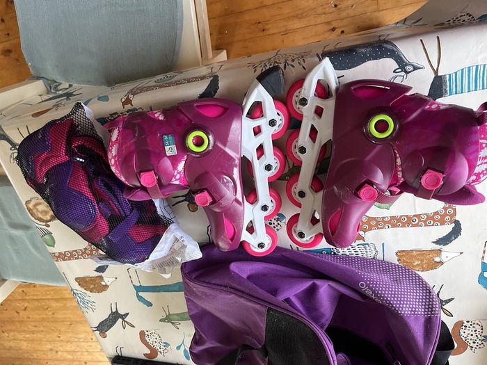 PRICE DROP Girls Roller blades and protective wear