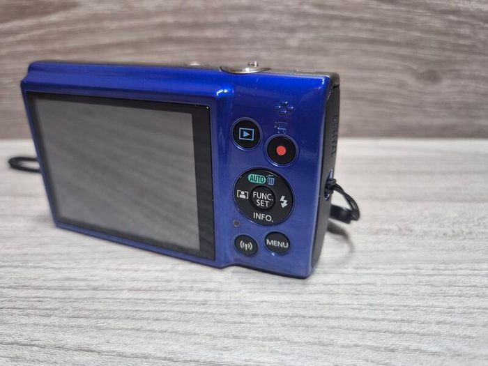 Canon IXUS 180 Digital Compact Camera Working w/ Canon 10x Optical Zoom Lens