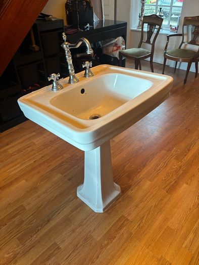 unusual bathroom sink/ hand basin