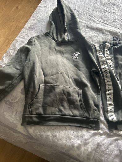 boys tracksuit illusive age 13