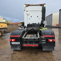 Mercedes Actros