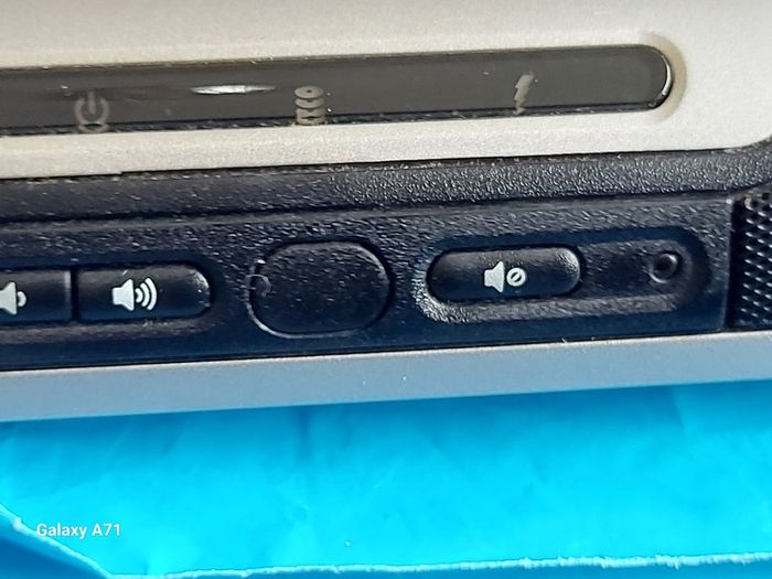 HP Pavilion zv6000, Windows XP, in excellent cosmetic condition, A Genuine real Blast from the past