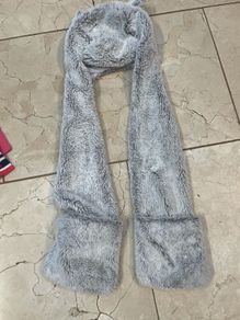 Bear hat scarf gloves age 7-9