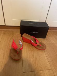 womens sandals