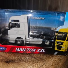 Welly Diecast Metal Man TGX Truck 1.64 Scale