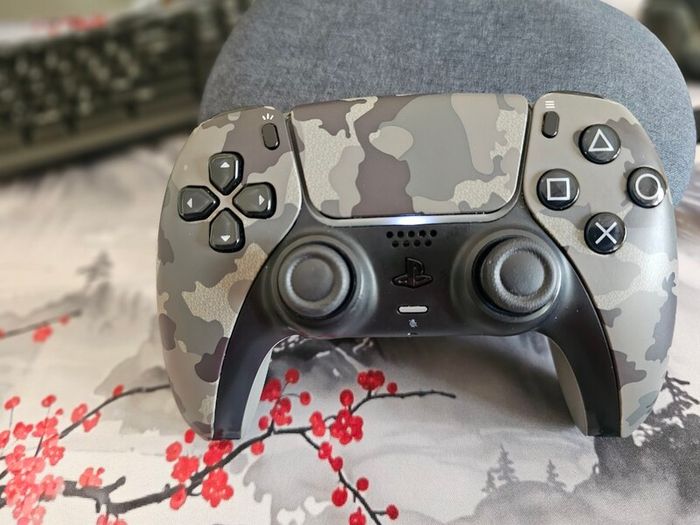 Sony PlayStation 5 DualSense Controller Grey Camo, Lightly Used