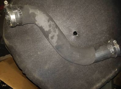 Audi A6 C6 2.0 Tdi Intercooler Pipe Hose 4f0145737j / 4f0 145 737 J