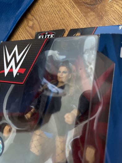 WWE Piper Niven/ Doudrop