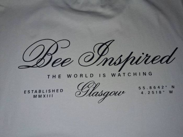 Bee Inspired Oversized T-Shirt - Size - Large - RRP - 50.00 - Open To Offers!!